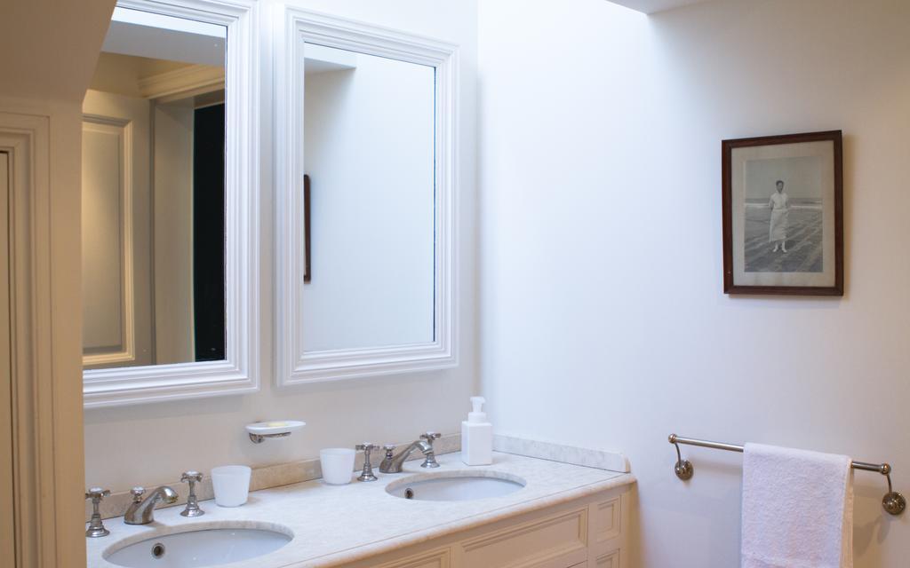 Guest House La Maison Chantecler Uccle الغرفة الصورة