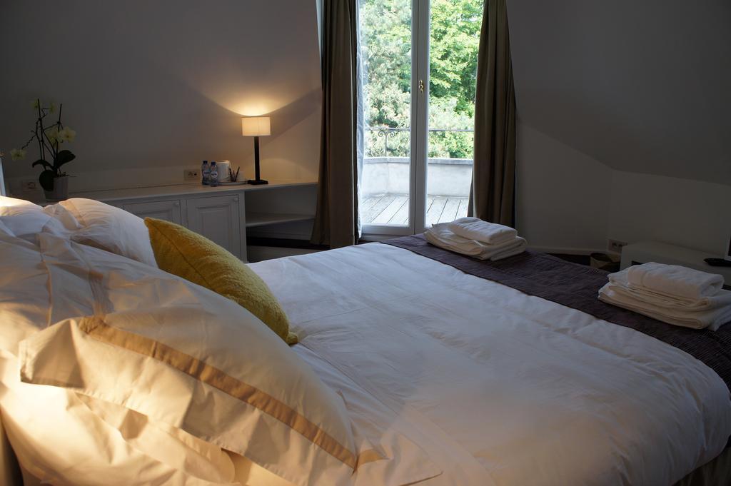 Guest House La Maison Chantecler Uccle الغرفة الصورة