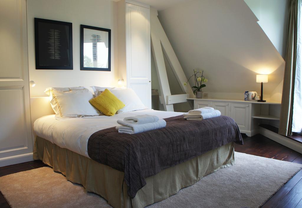 Guest House La Maison Chantecler Uccle الغرفة الصورة